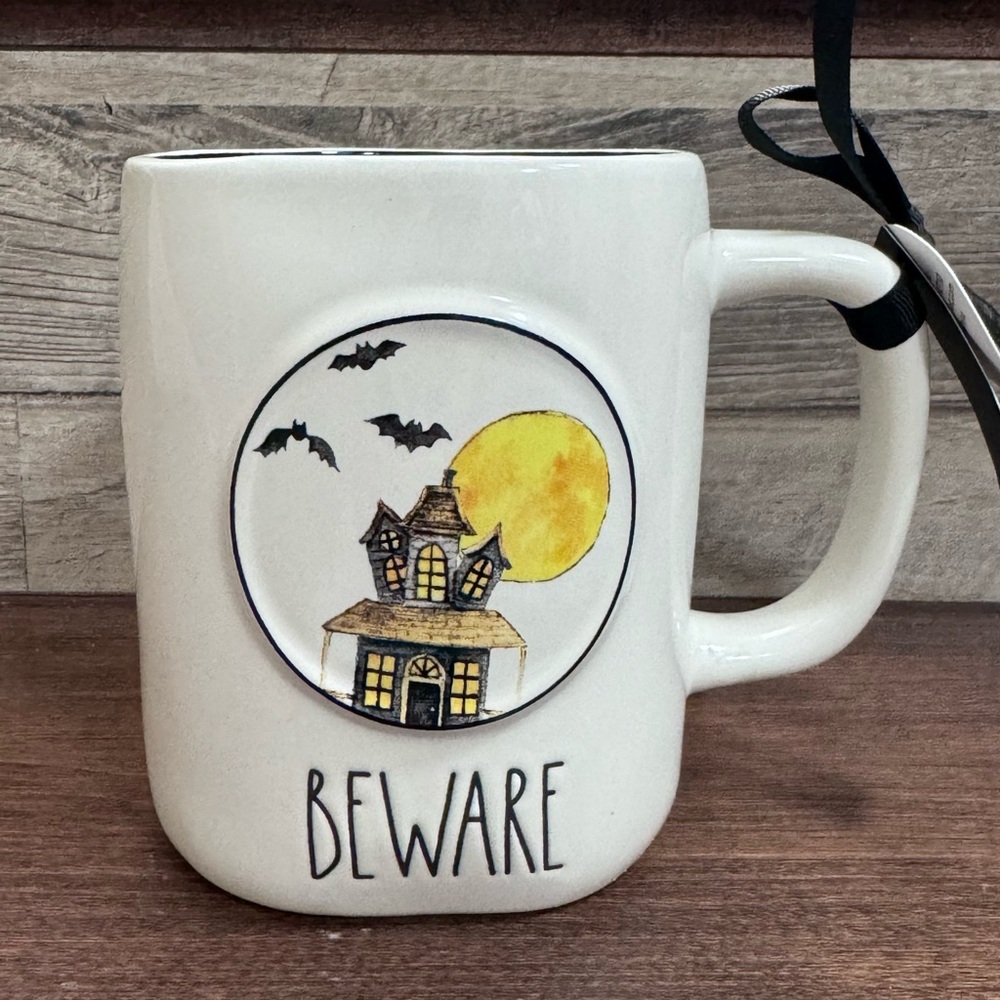 Super Cute 🥰 Rae Dunn BEWARE MUG - NEW